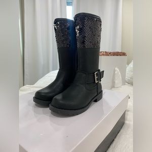 Toddler Black boots